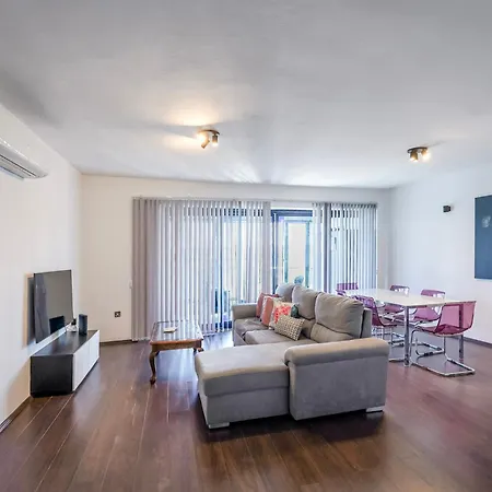 Modern Sea View In Sliema Sv4